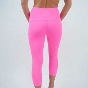 Zyia Hot Pink Light n Tight High Rise Capris